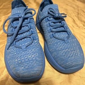 Stylish easy spirit Blue Knit ladies Sneakers